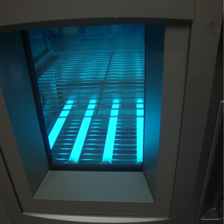 UV lights inside chamber